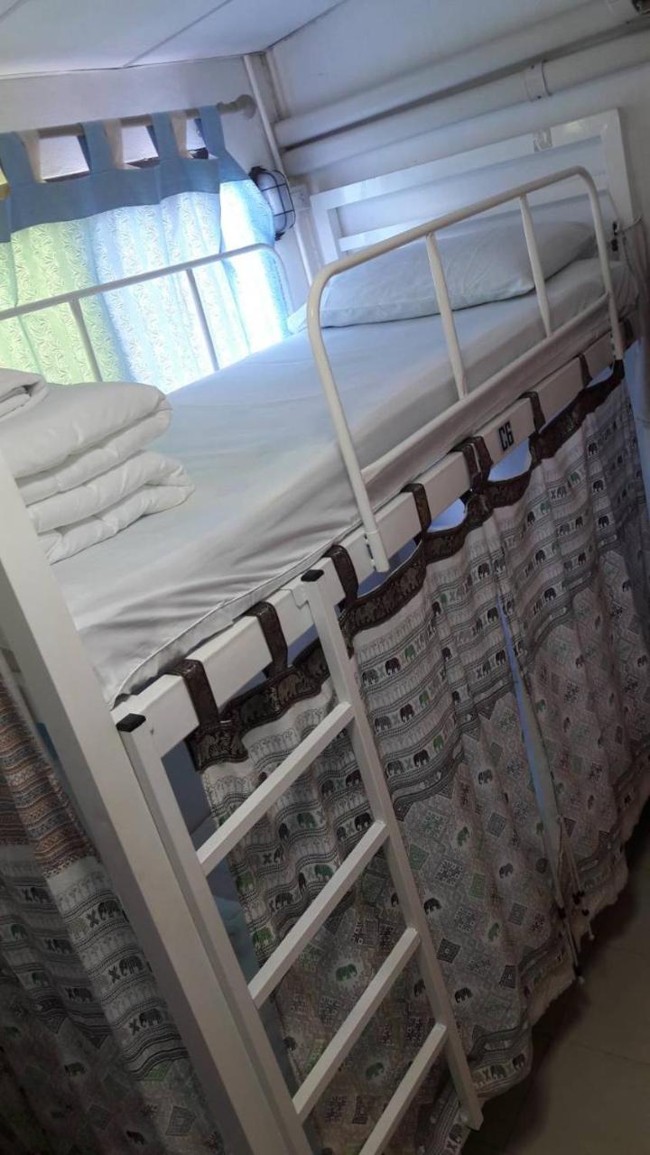 הוסטל צ'יאנג מאי @Lanna House (Adults Only) מראה חיצוני תמונה